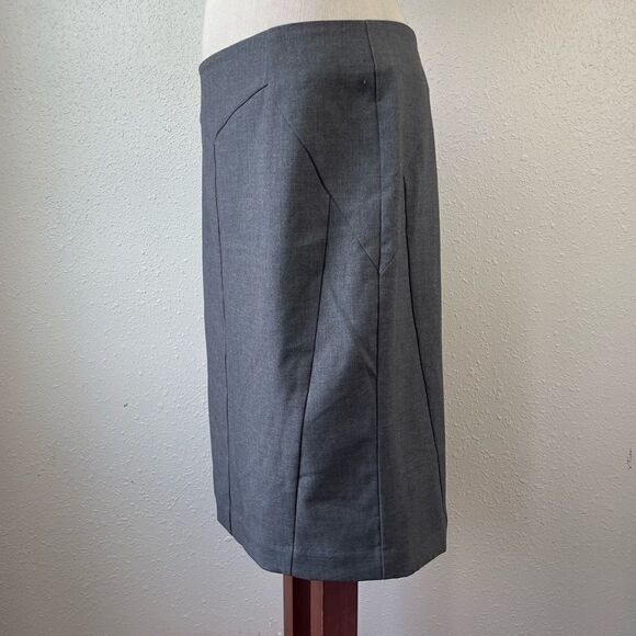 Worthington Gray Midi Skirt Size 10 EUC - Picture 5 of 7